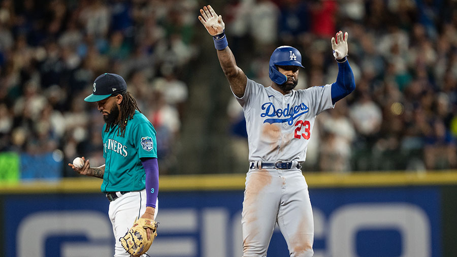 Seattle Mariners Jason Heyward J.P. Crawford Los Angeles Dodgers retired MLB retirement...
