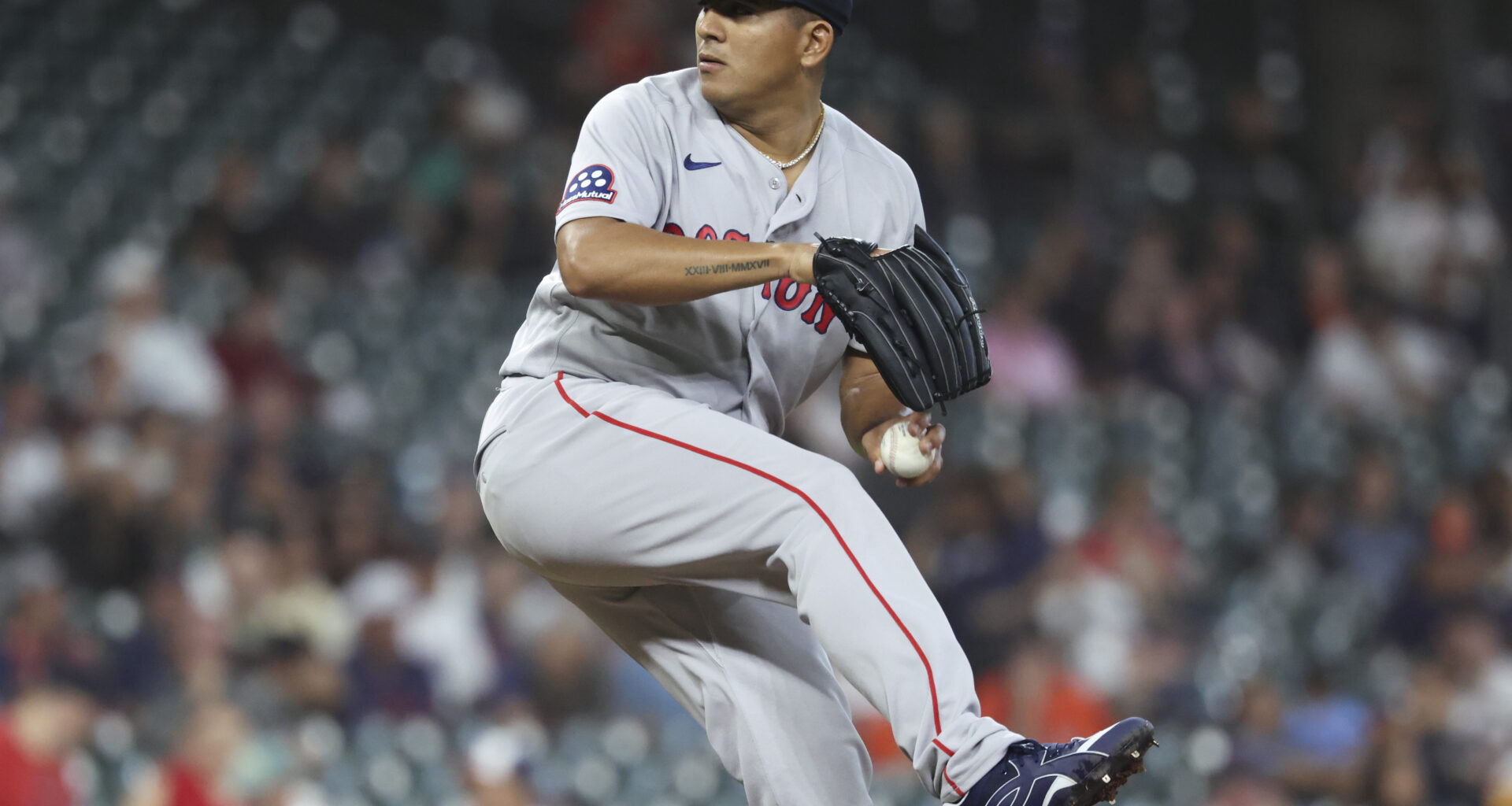 New Red Sox pitchers Ranger Suárez, Johan Oviedo falter in debut as Astros pummel Boston 8-1