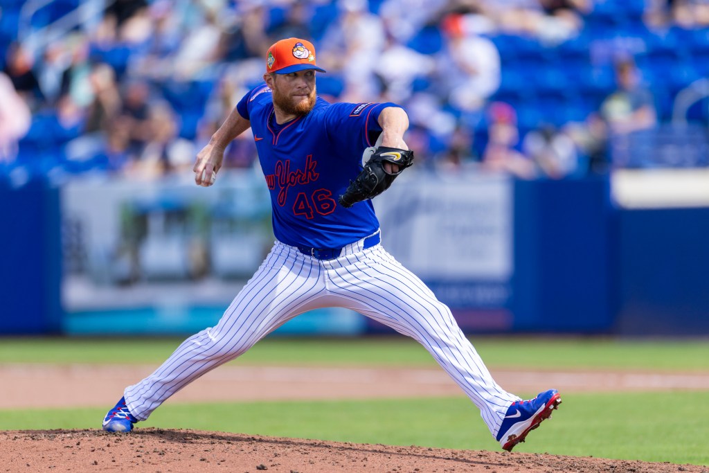 Mets pitcher Craig Kimbrel (46) throws in the fourth inning against the Washington Nationals during Spring Training Clover Field, Saturday, Feb. 28, 2026.