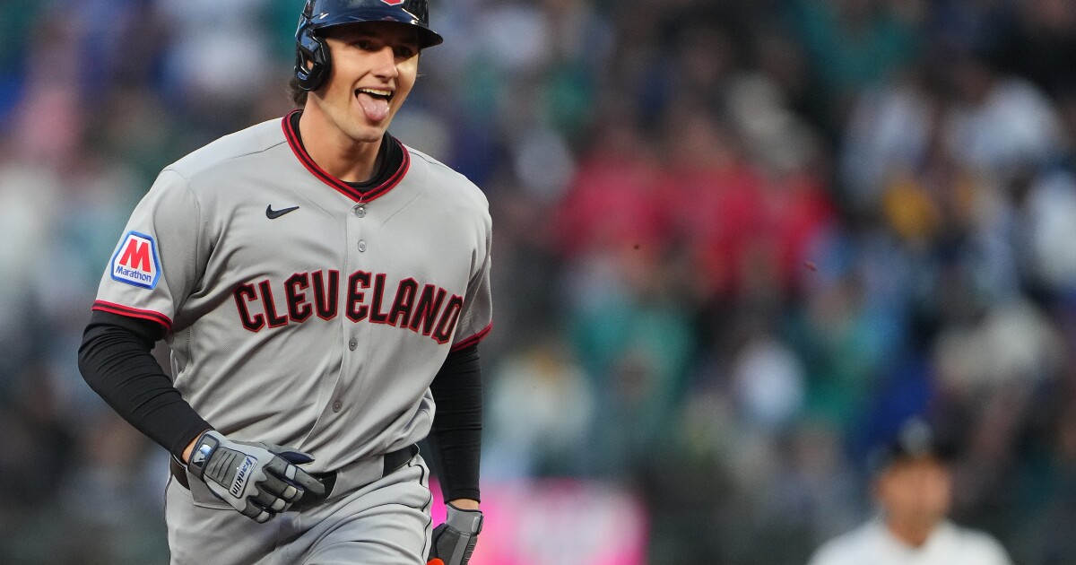 Chase DeLauter homers in 1st at bat of 2026