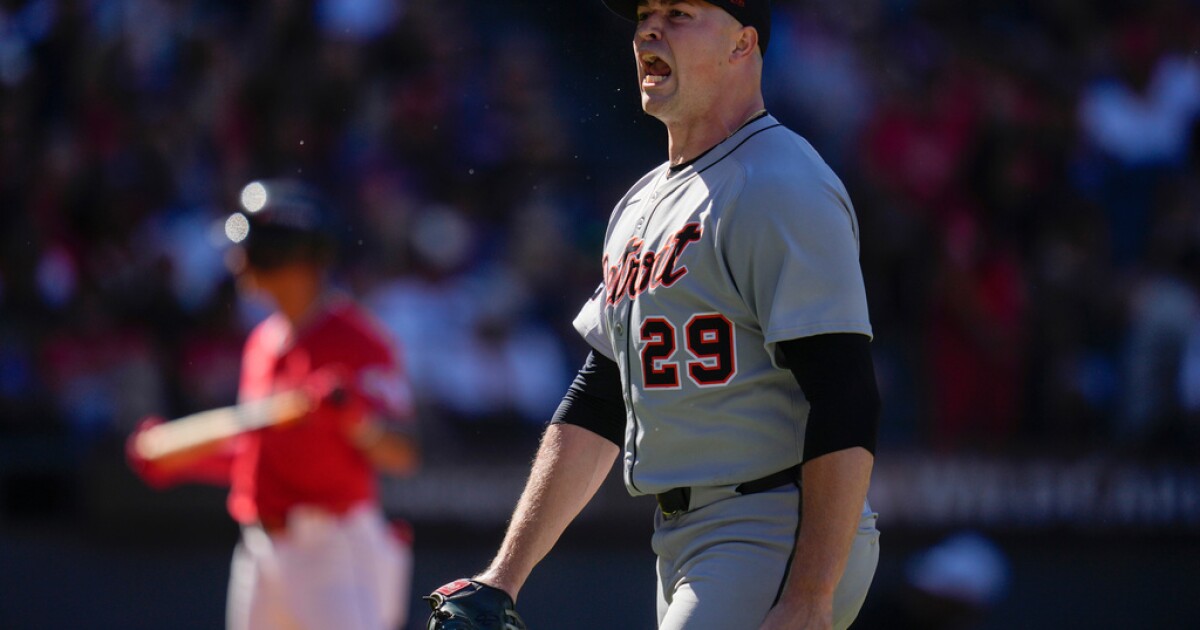 Tigers open as favorites, White Sox try to climb out of basement