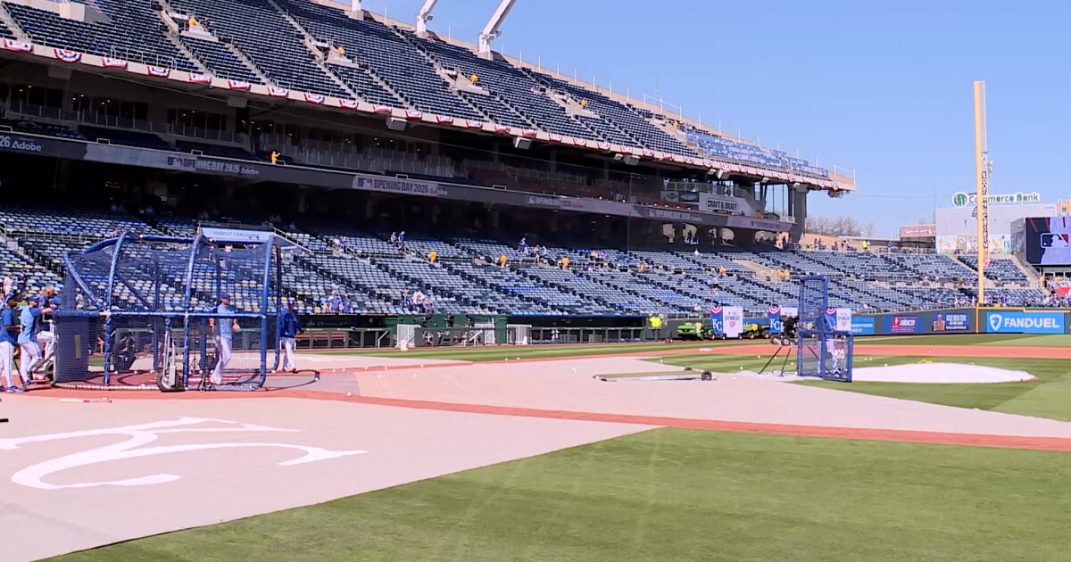 Royals’ new stadium will include crown, fountain feature; location is unsure