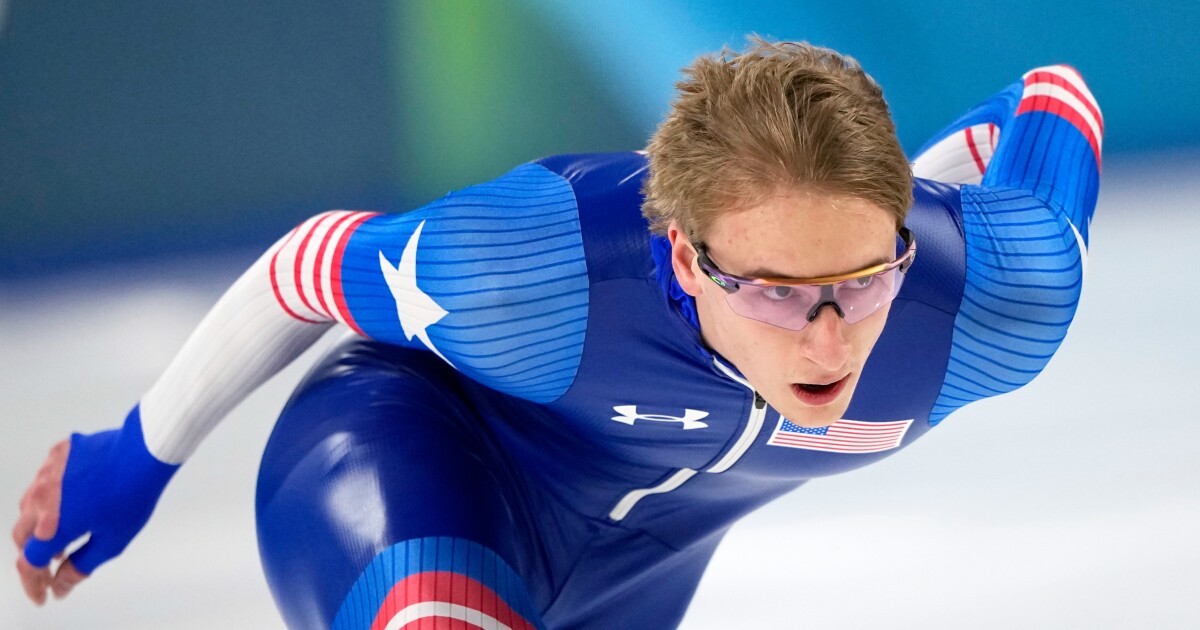 Jordan Stolz to throw first pitch with Jordan Love at Brewers Opening Day