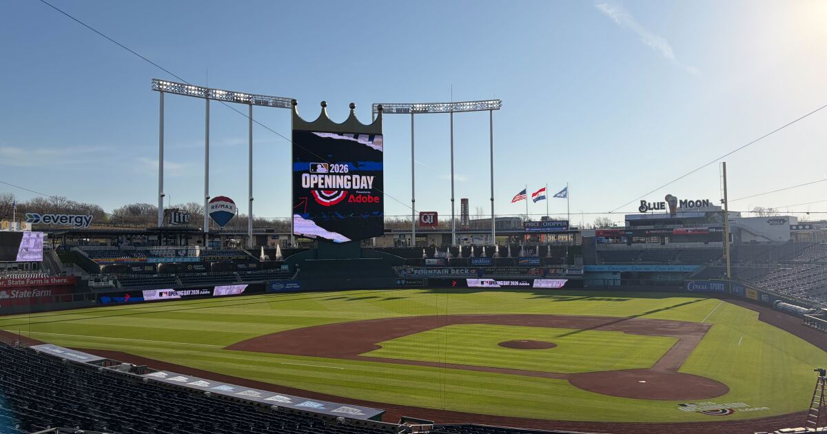 Kansas City Royals mark another Opening Day at Kauffman Stadium with no new ballpark plan | KCUR