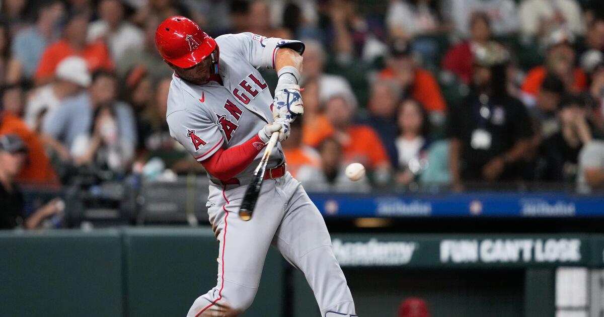 Mike Trout homers again to help propel Angels to win over Astros