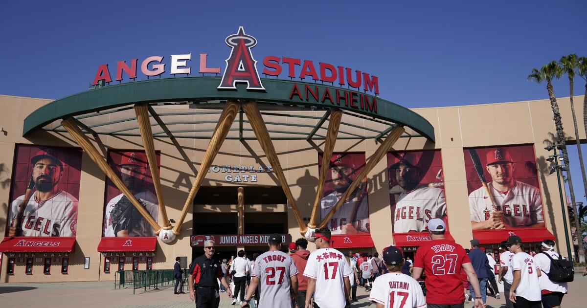 In Anaheim and Sacramento, a two-front challenge to Angels' L.A. name