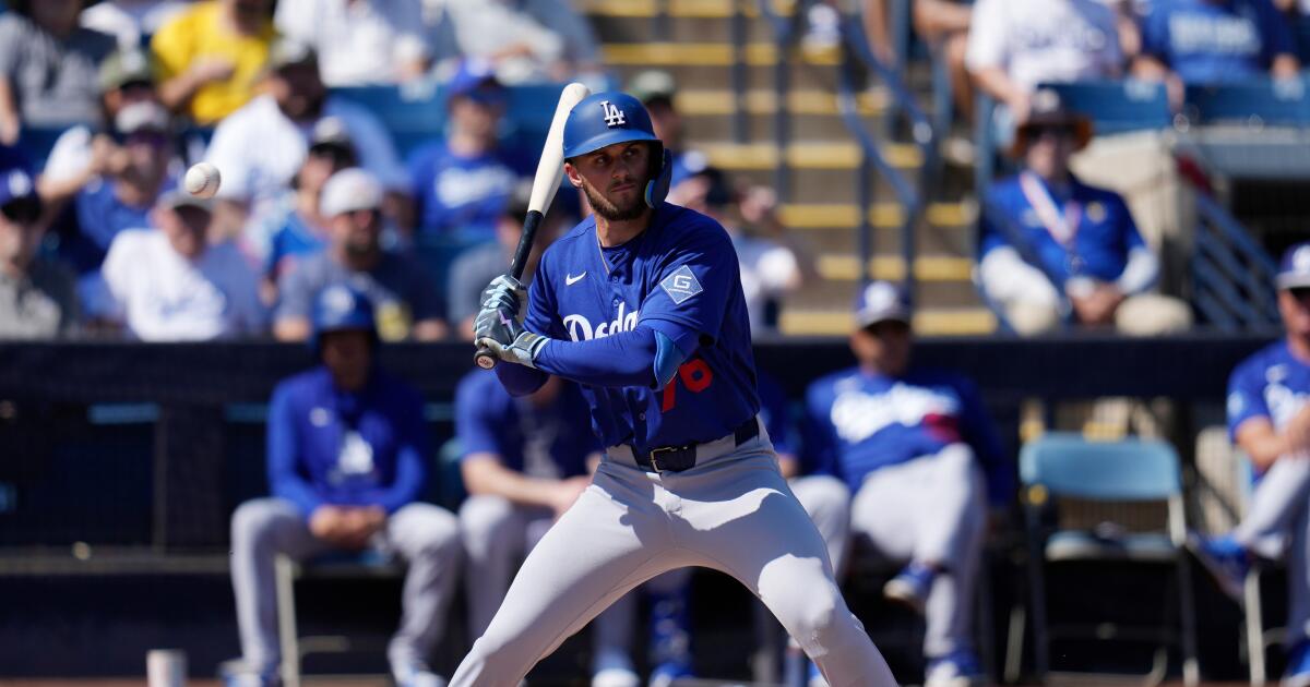 Alex Freeland beats Hyeseong Kim for Dodgers roster spot