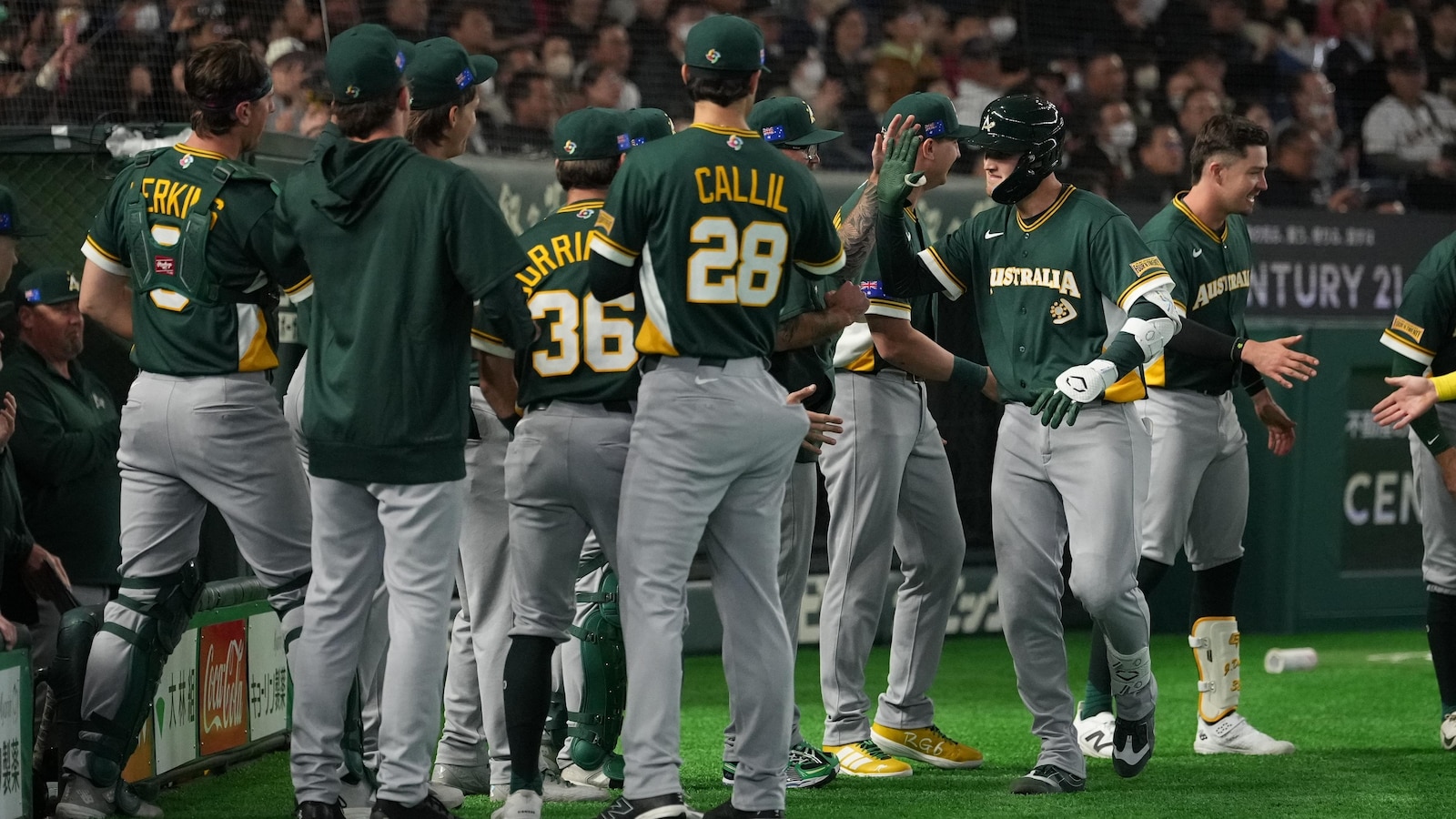 Australia beats the Czech Republic 5-1 to stay undefeated in the World Baseball Classic