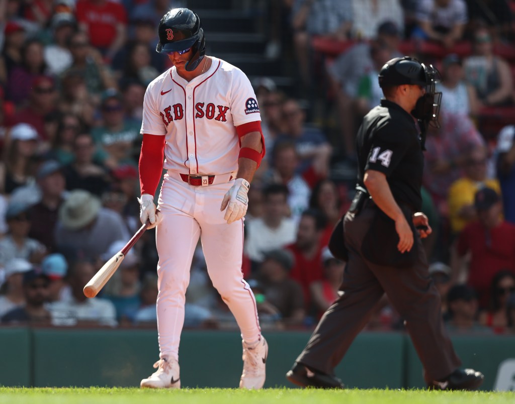 Red Sox without key infielder for at least two months after surgery