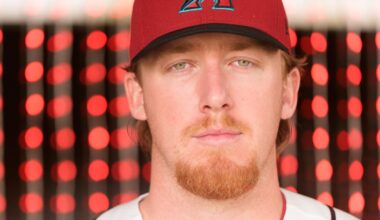 Dodgers Add Pitcher From Rival Diamondbacks in Surprise Move