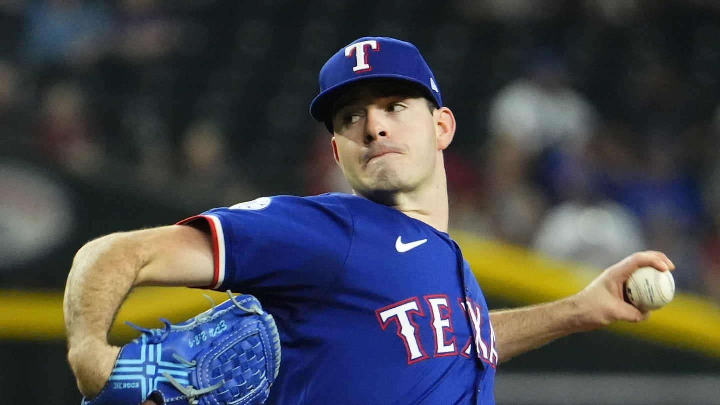 Texas Rangers pitcher Cody Bradford (61) throws to the Arizona Diamondbacks in the first inning at Chase Field in Phoenix on Sept. 11, 2024.