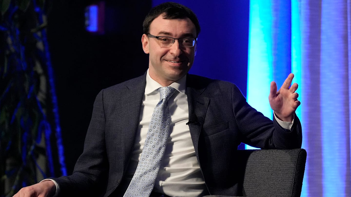 Sports commentator Jason Benetti host the discussion during a Xavier University basketball preseason preview event at the Cintas Center in Cincinnati on Monday, Oct. 2, 2023.