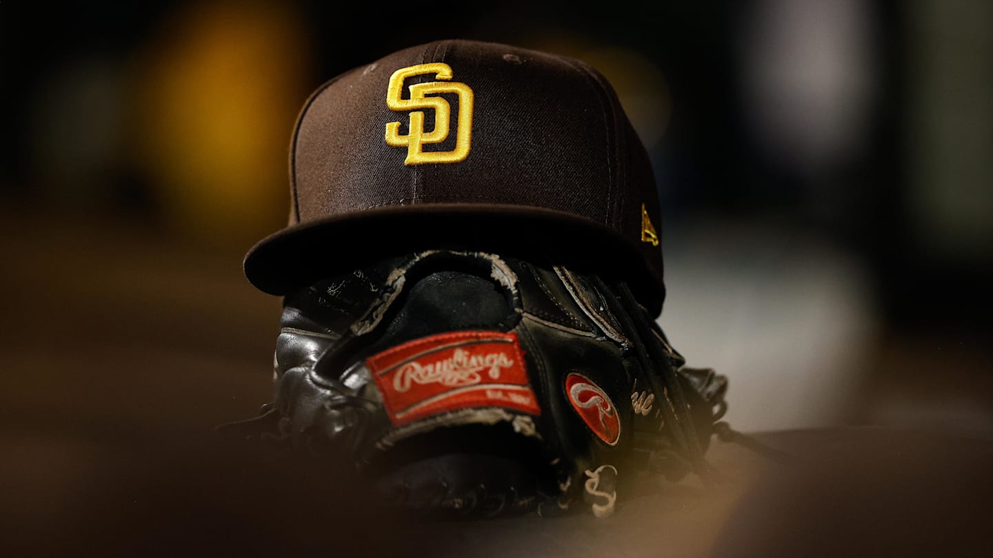 Padres Top Prospect Could Face Suspension for Pending Legal Matter: Report