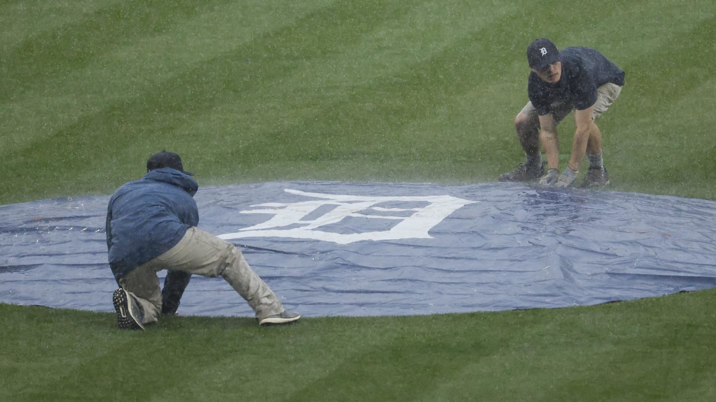 Tigers Claim Huge Win over Cardinals Thanks to Four Home Runs, Rain