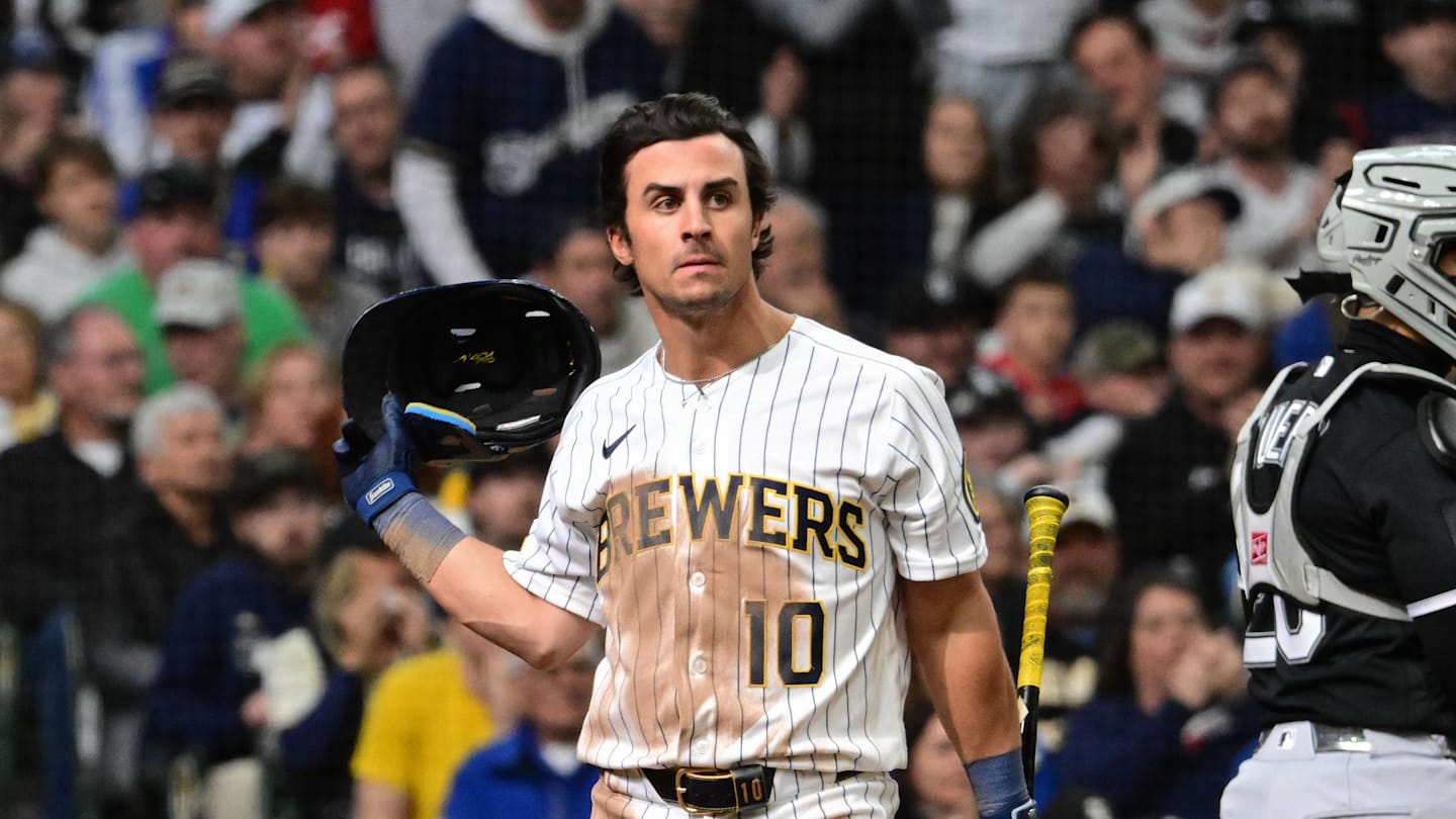 Mar 29, 2026; Milwaukee, Wisconsin, USA; Milwaukee Brewers right fielder Sal Frelick (10) reacts after striking out in the seventh inning against the Chicago White Sox at American Family Field. Mandatory Credit: Benny Sieu-Imagn Images