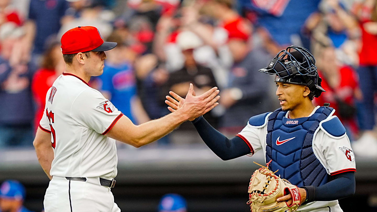 Cleveland Guardians Manager Stephen Vogt Defends Cade Smith's Early-Season Struggles