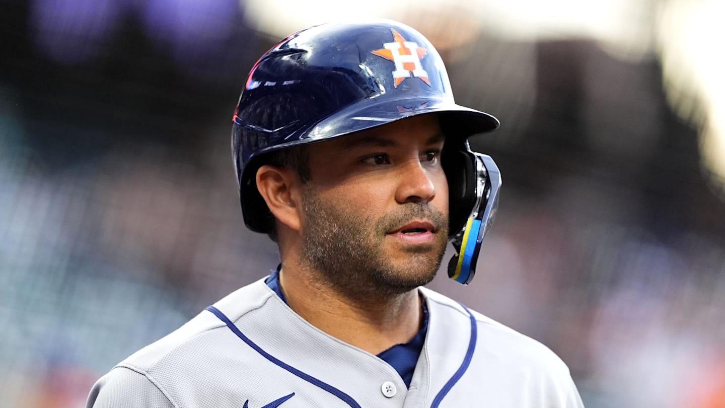 Apr 6, 2026; Denver, Colorado, USA; Houston Astros second baseman Jose Altuve (27) during the first inning against the Colorado Rockies at Coors Field. Mandatory Credit: Ron Chenoy-Imagn Images