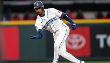 Mariners’ Confusing Early Playing-Time Decision Feels Hard To Defend