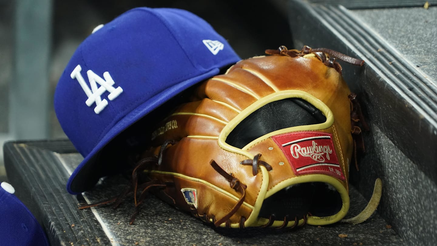Dodgers Lose Pitcher to Tigers, Open 40-Man Roster Spot