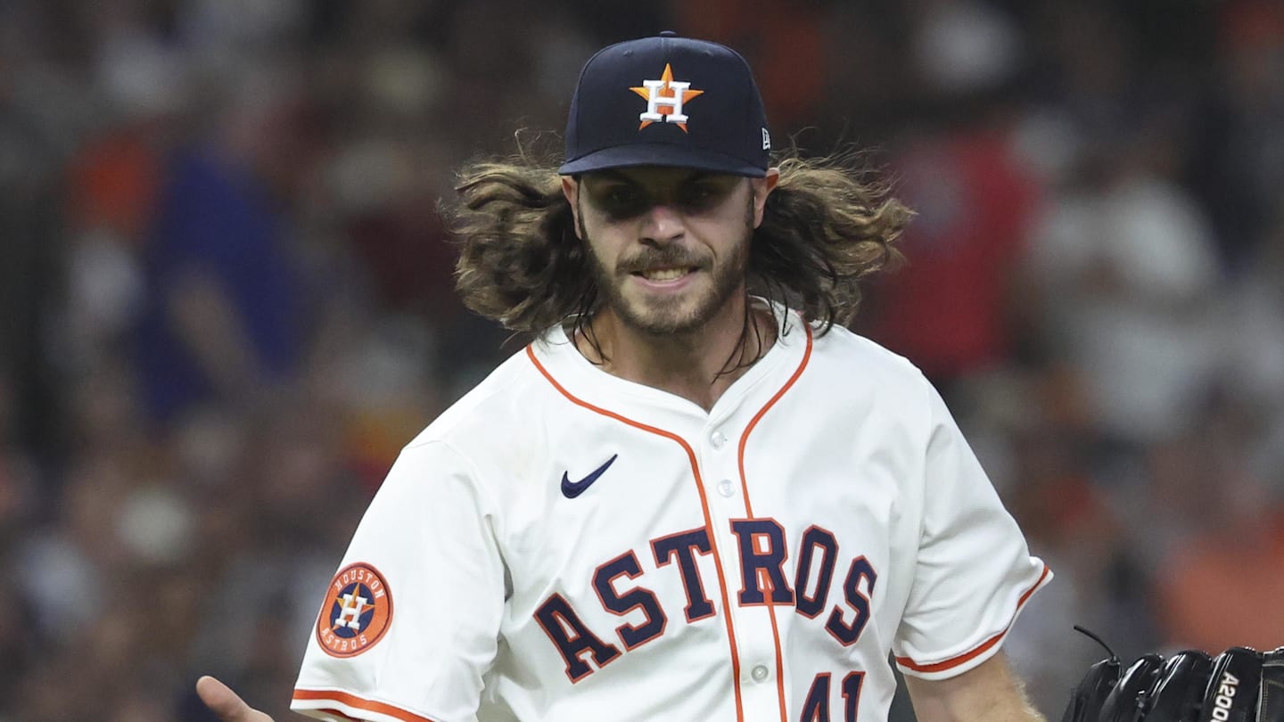 Houston Astros starting pitcher Spencer Arrighetti (41) reacts