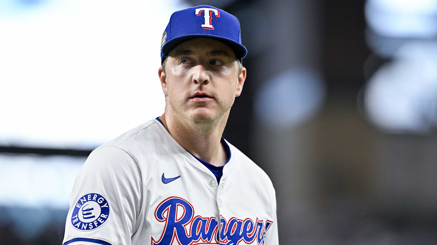Deadline Passes as Rangers World Series Reliever Remains with Organization