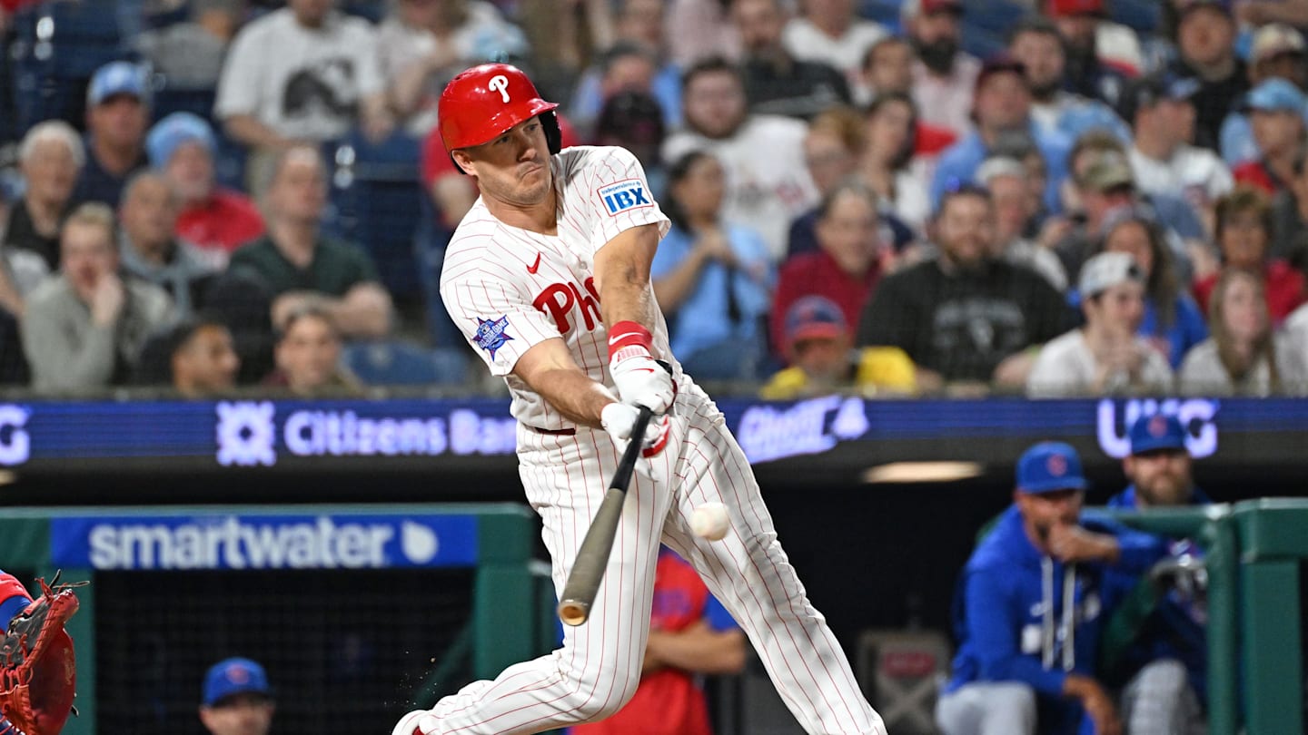 Phillies Should Be Concerned About Injury to Catcher J.T. Realmuto