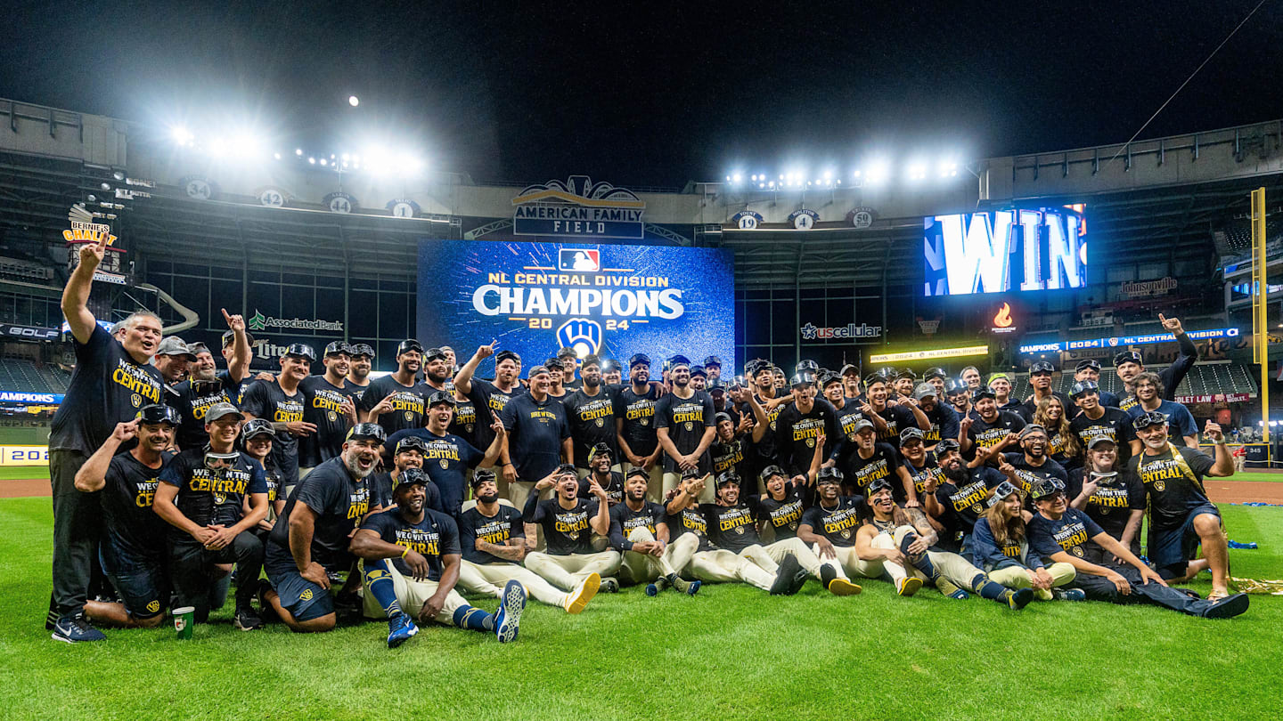 Milwaukee Brewers celebrate winning the NL Central Division championship.