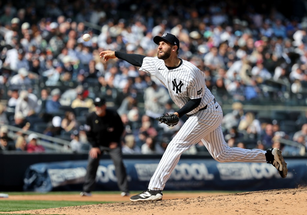 New York Yankees pitcher Jake Bird (59) throwing a pitch during the 7th inning against the Miami Marlins.