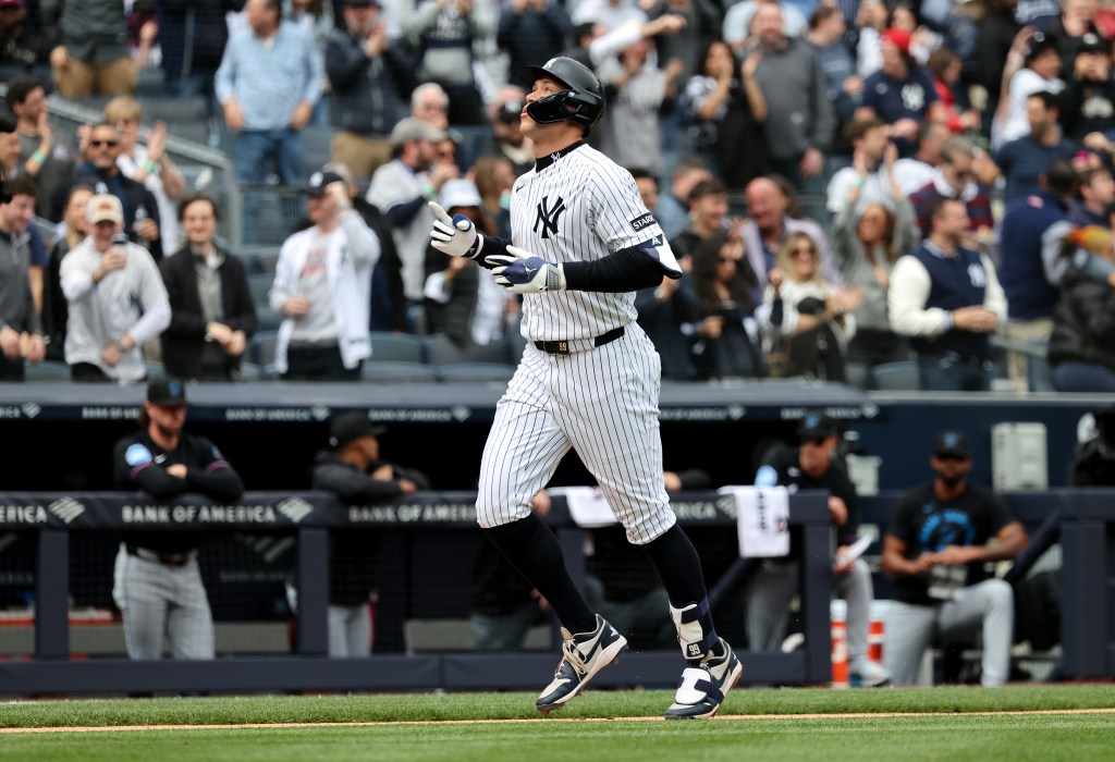 Judge rounds the bases on his homer.