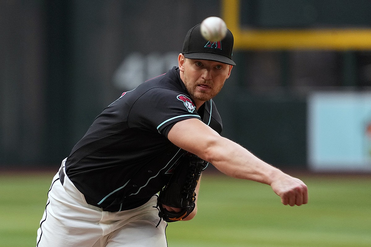 Braves drop duel in desert as Michael Soroka wins for Diamondbacks