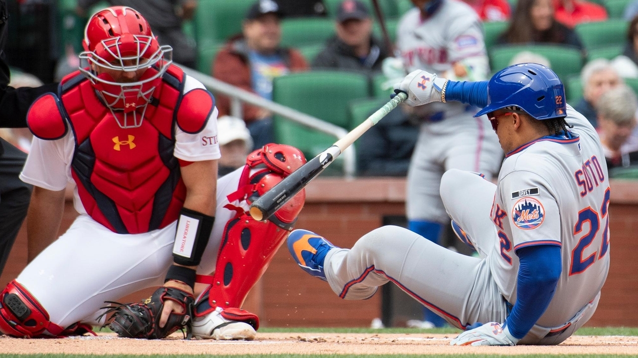 Mets can't get big hit in 11-inning loss to Cardinals