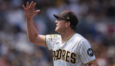 Pivetta, Laureano lead the Padres to a 7-1 win against the Giants to avoid 3-game sweep