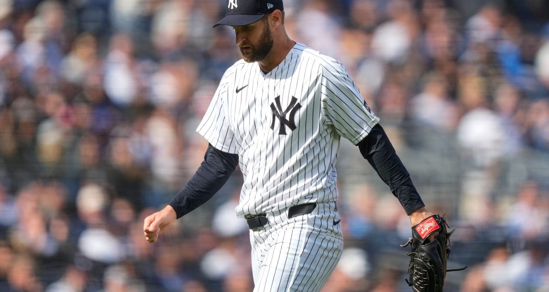 Jake Bird arrives for Yankees' home opener even before players' entrance opens