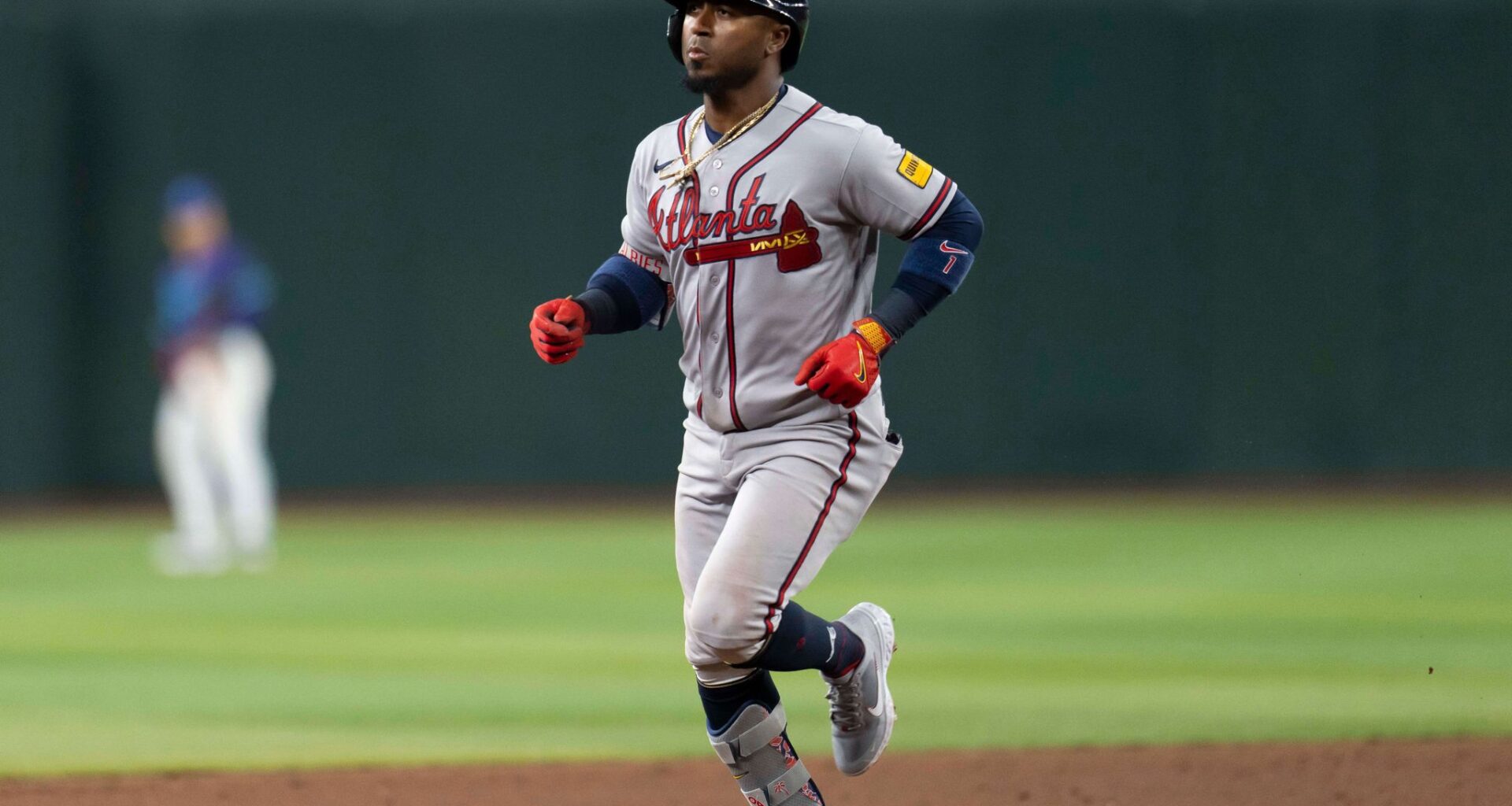 Albies and Olson hit back-to-back homers in 9th to give Braves 2-0 win over Diamondbacks