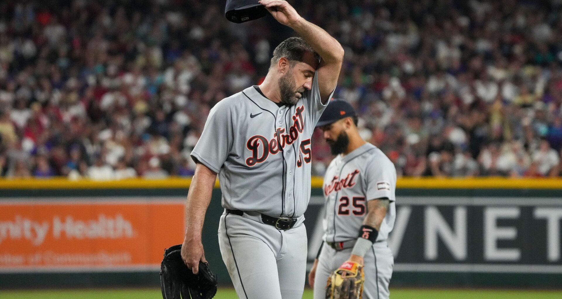 Tigers place Justin Verlander on 15-day injured list with hip injury