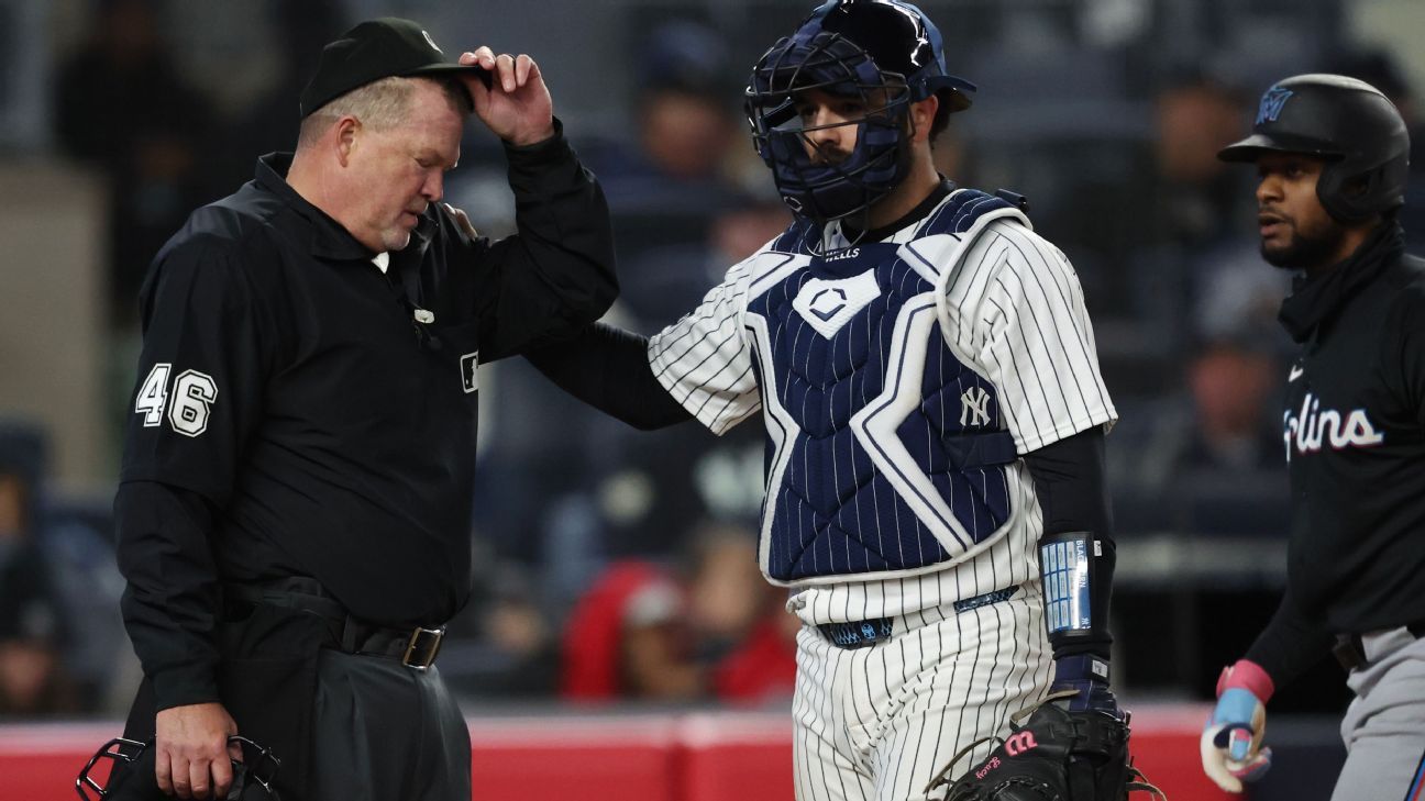 Umpire Ron Kulpa leaves Marlins-Yankees after foul ball hits mask