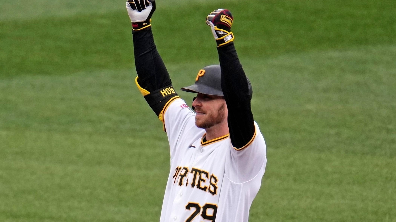 Ryan O'Hearn homers and drives in 4 to lift Pirates over Orioles 8-2 for 5th straight win