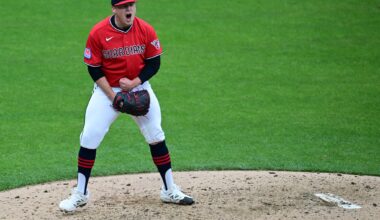 CJ Kayfus, Gabriel Arias drive in 2 runs apiece as Guardians down Cubs 6-5 to split doubleheader