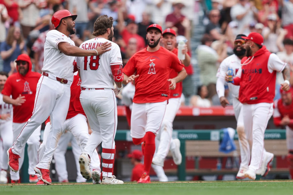 Angels pull off another Easter comeback, outlast Mariners in 11 innings – Orange County Register