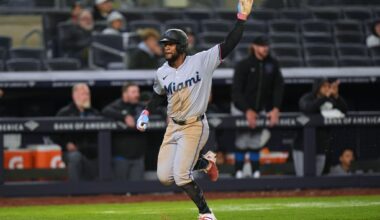 Pauley's go-ahead, 2-run double in 4-run 8th lifts Marlins over Yankees 7-6