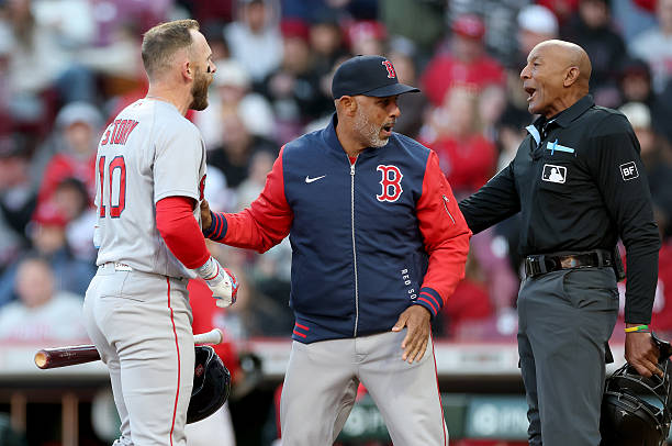 Umpires and the debut of the ABS challenge system – Boston University News Service