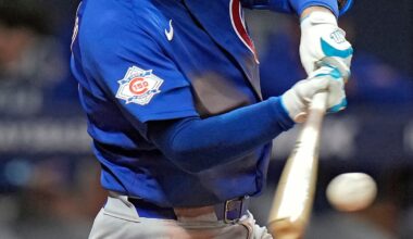 Bregman ends 0-for-13 slump with 3 hits as the Cubs beat the Rays 9-2