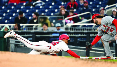Late rally lifts Cardinals to 10-inning win against Nationals