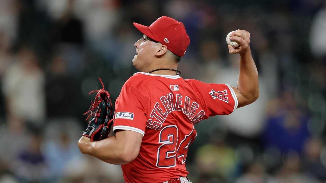 Angels reliever Robert Stephenson is out for season with elbow injury
