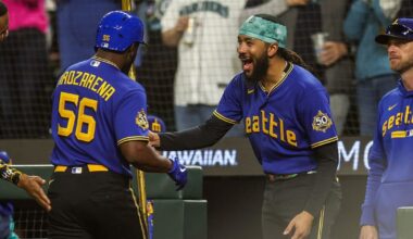 Mariners snap 5-game losing streak with 9-6 win over Astros