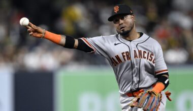 Luis Arraez Exits Giants' game With a Wrist Injury