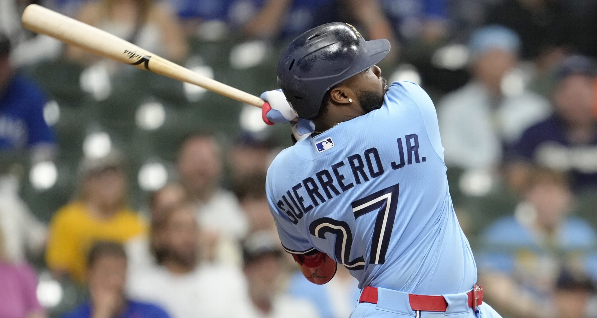 Blue Jays Fans Best Chance to Catch HR Ball Revealed by Study