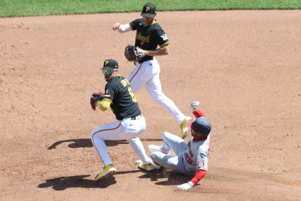 Errors prove costly in Nationals’ 10-inning win over Pirates