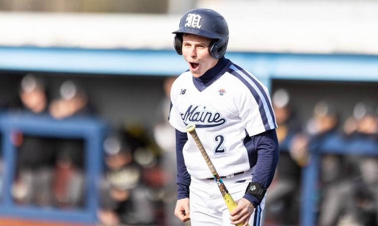Baseball Splits Saturday Doubleheader at NJIT