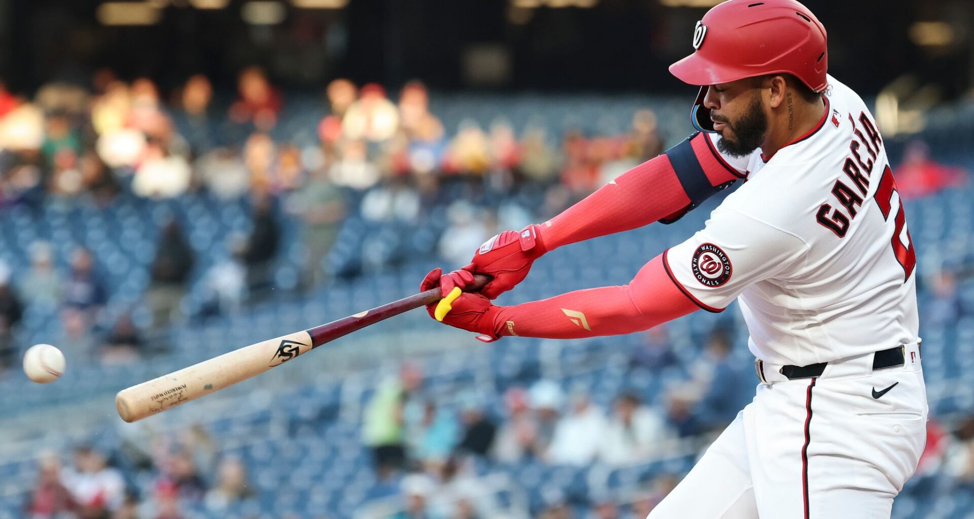 Wood's homer, García's 4 hits power the Nationals to an 11-4 win, snapping Atlanta's streak at 6